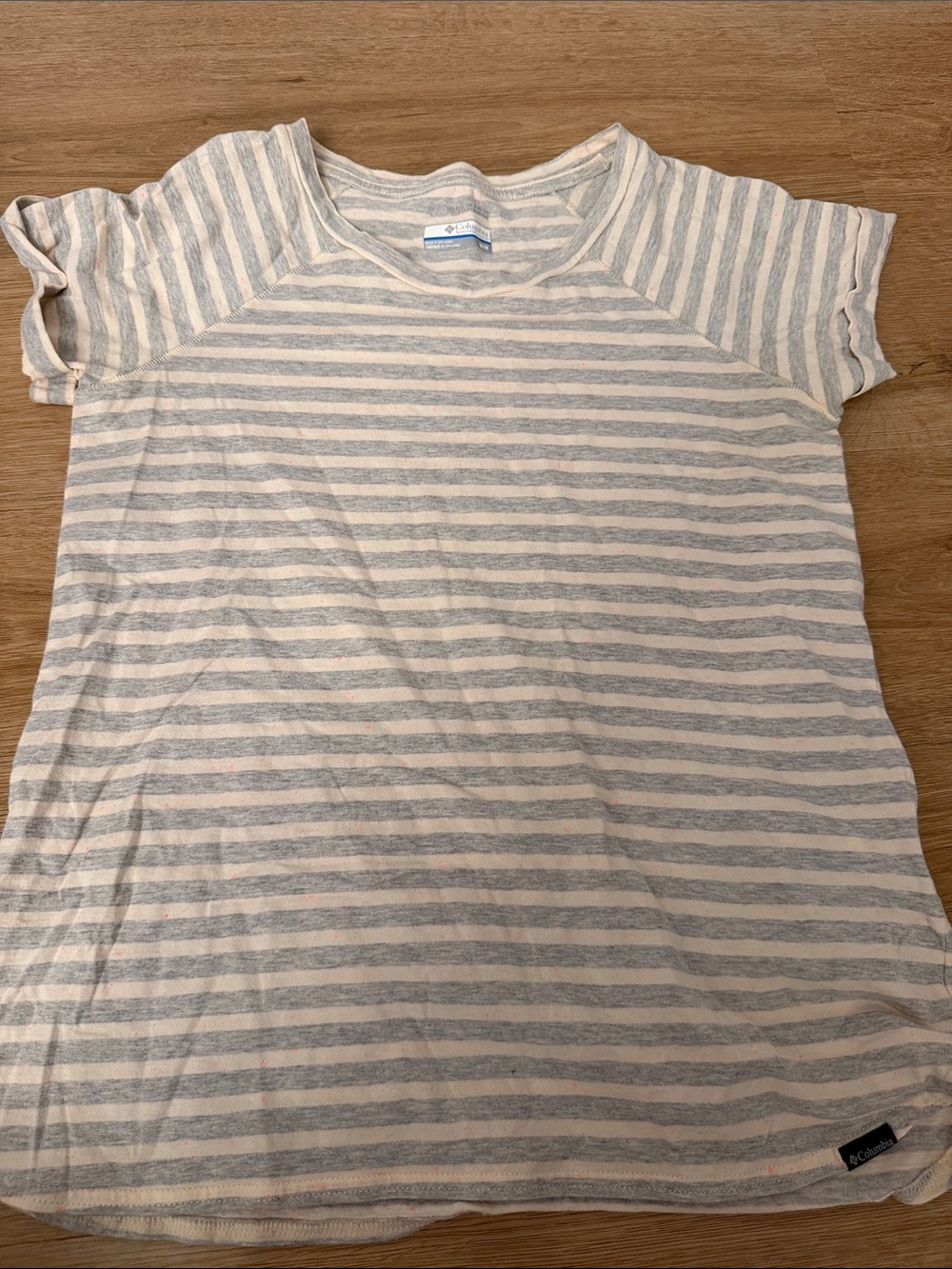 Columbia gray and white striped short-sleeve tee